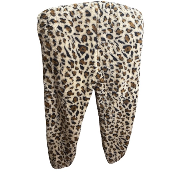 Women’s two piece outfit sizes Large - Picture 4 of 4